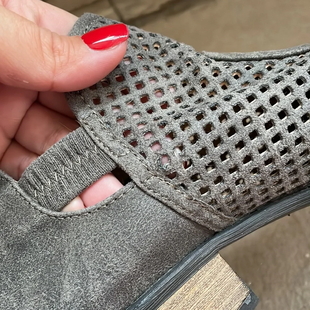DayTrip booties